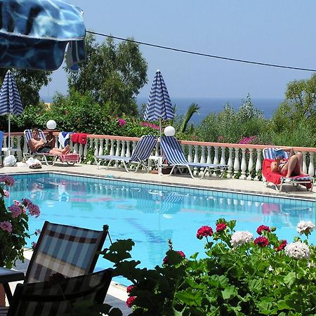 Knossos Aparthotel Pánormos Exteriör bild