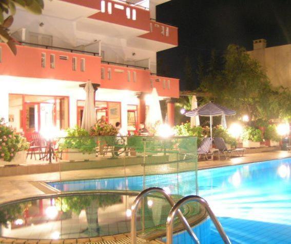 Knossos Aparthotel Pánormos Exteriör bild