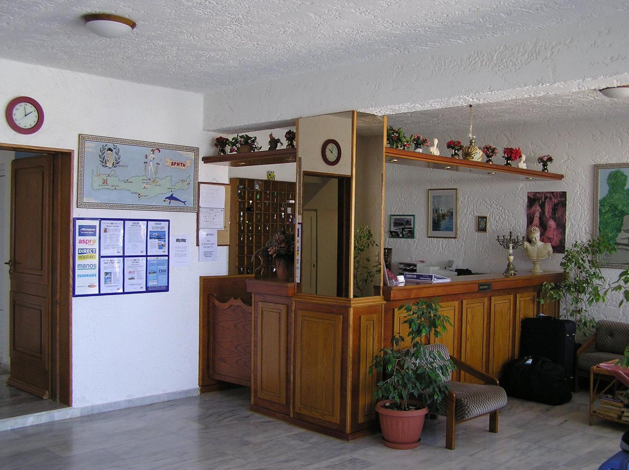 Knossos Aparthotel Pánormos Exteriör bild