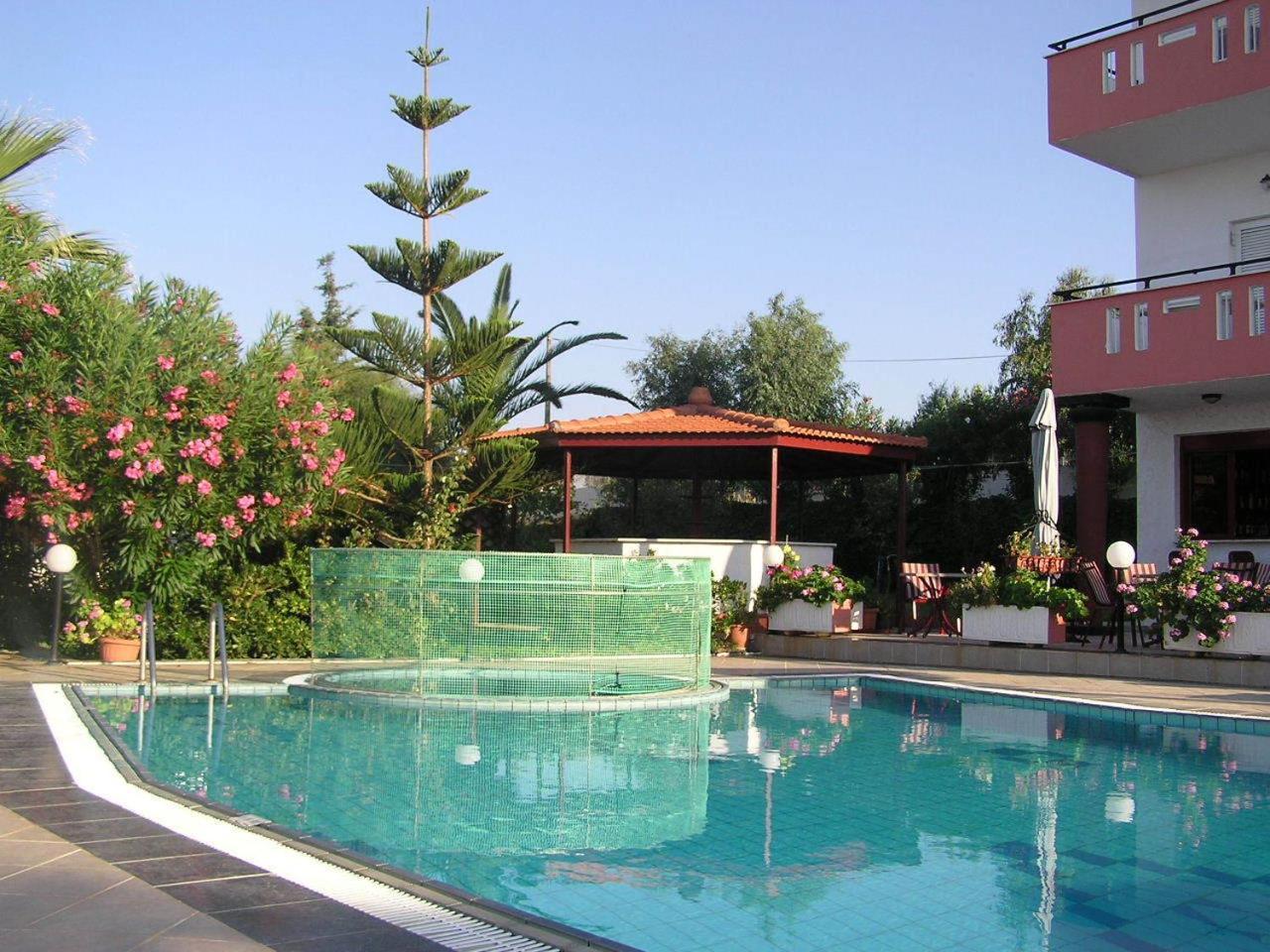 Knossos Aparthotel Pánormos Exteriör bild