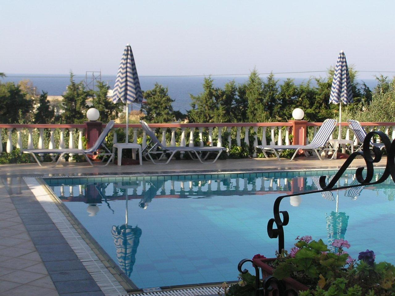 Knossos Aparthotel Pánormos Exteriör bild